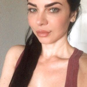 Meet your Posher, Golli